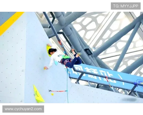 杭州攀岩队在攀岩比赛经验排行榜中荣获第二名的辉煌成就